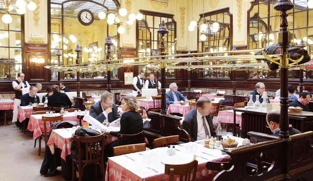 Bouillon Chartier, restaurante de lujo en París para comer barato